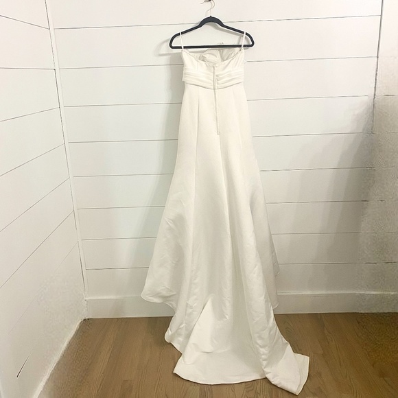 Couture Collection White Sweetheart Strapless A Line Wedding Dress Size 6 - Picture 3 of 8